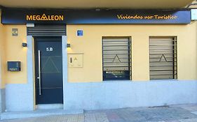 Apartamentos Megaleon